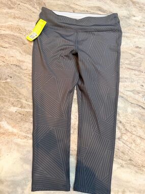 Marika Sport Gray Geometric Leggings Medium 8-10 Athletic Workout Yoga Pants NWT
